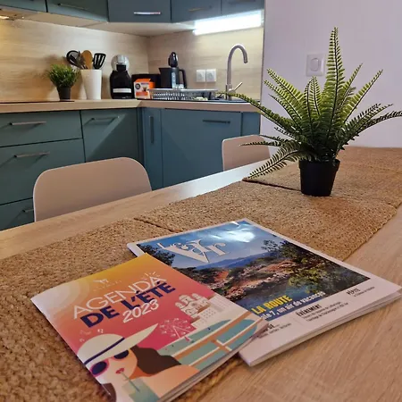 Appartement Port - A Pied - Wifi - Clim *